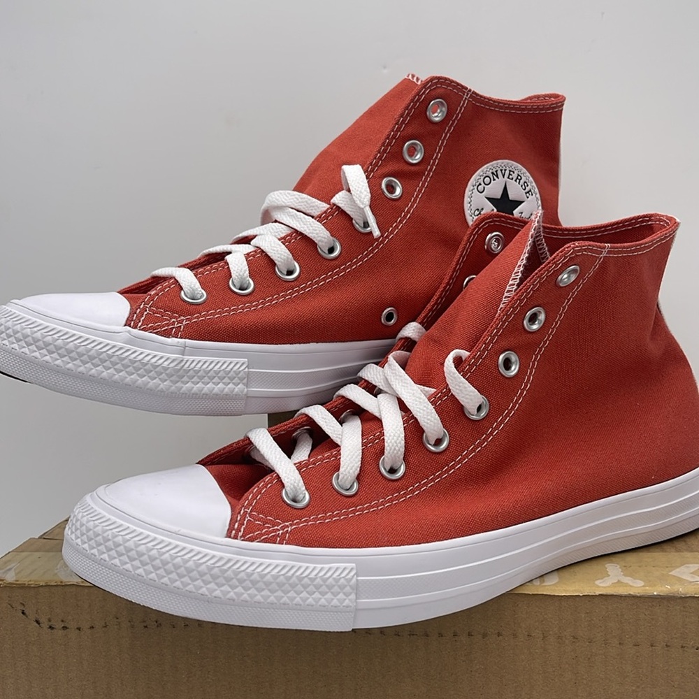 Converse Men’s 152620C Chuck Taylor All Star Canvas
Sneakers - Picture 10 of 16